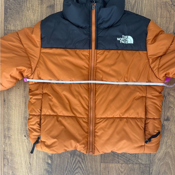 The North Face Women's Nuptse Puffer - Picture 4 of 6